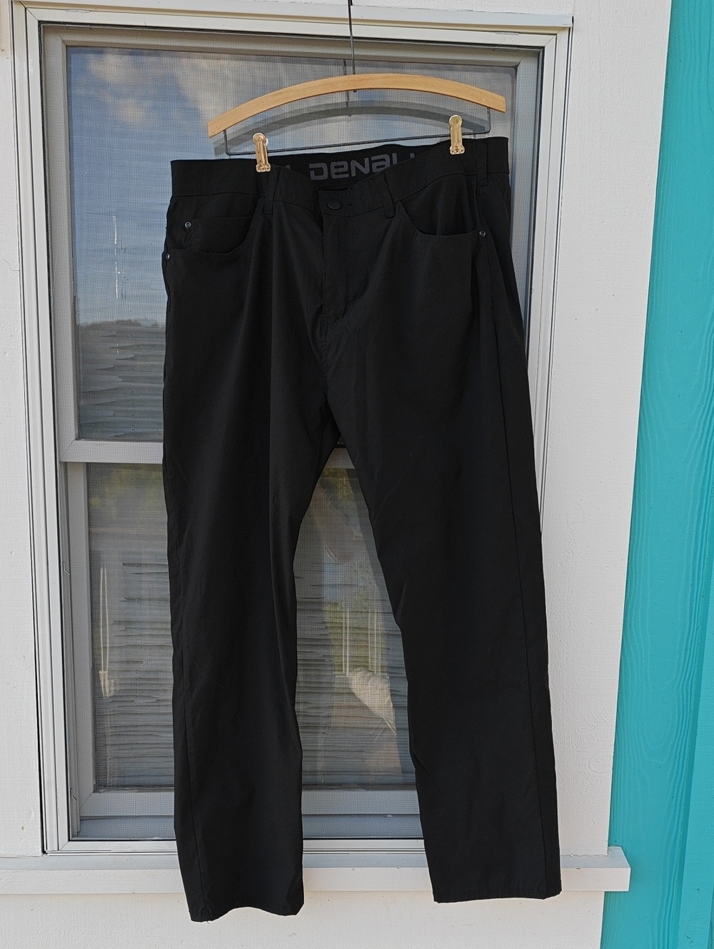 Denali Men's Black Straight Jeans Size 36/30